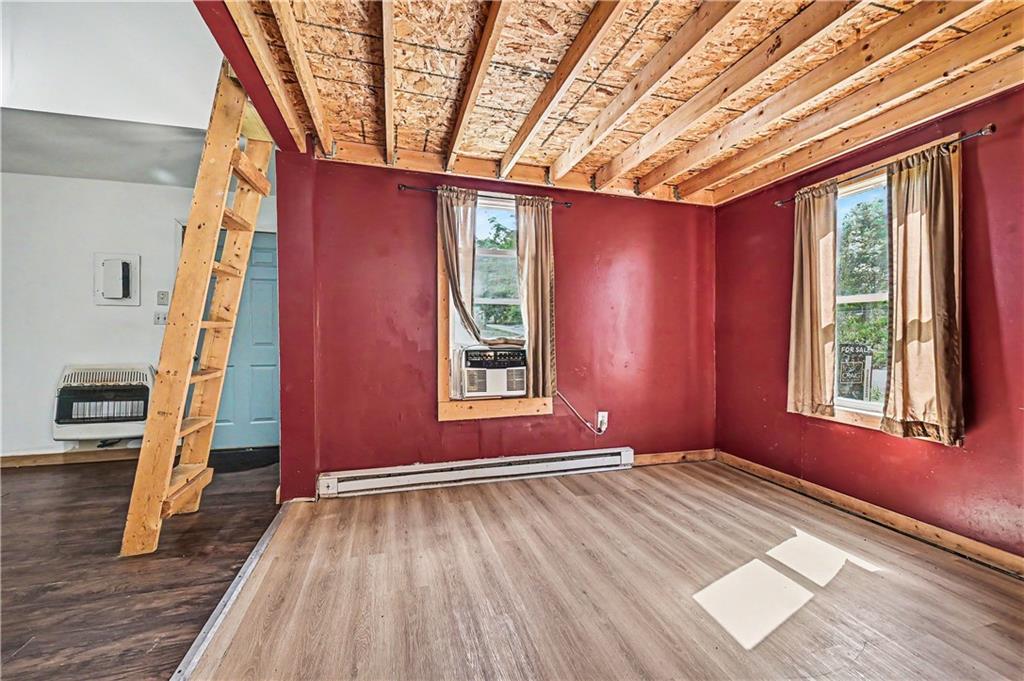 191 N Burns Street Property Photo 13