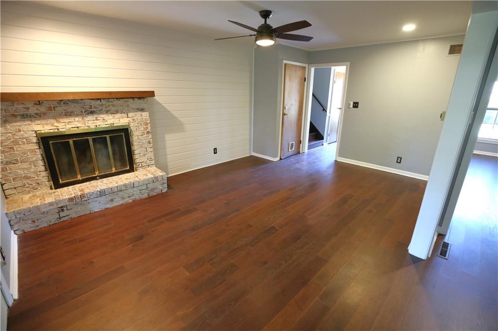 1908 Countryside Drive Property Photo 17