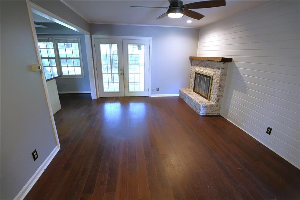 1908 Countryside Drive Property Photo 18