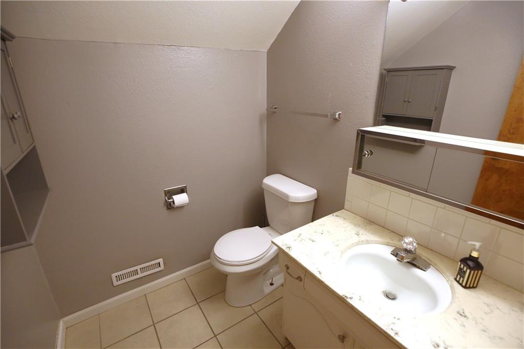 1908 Countryside Drive Property Photo 35