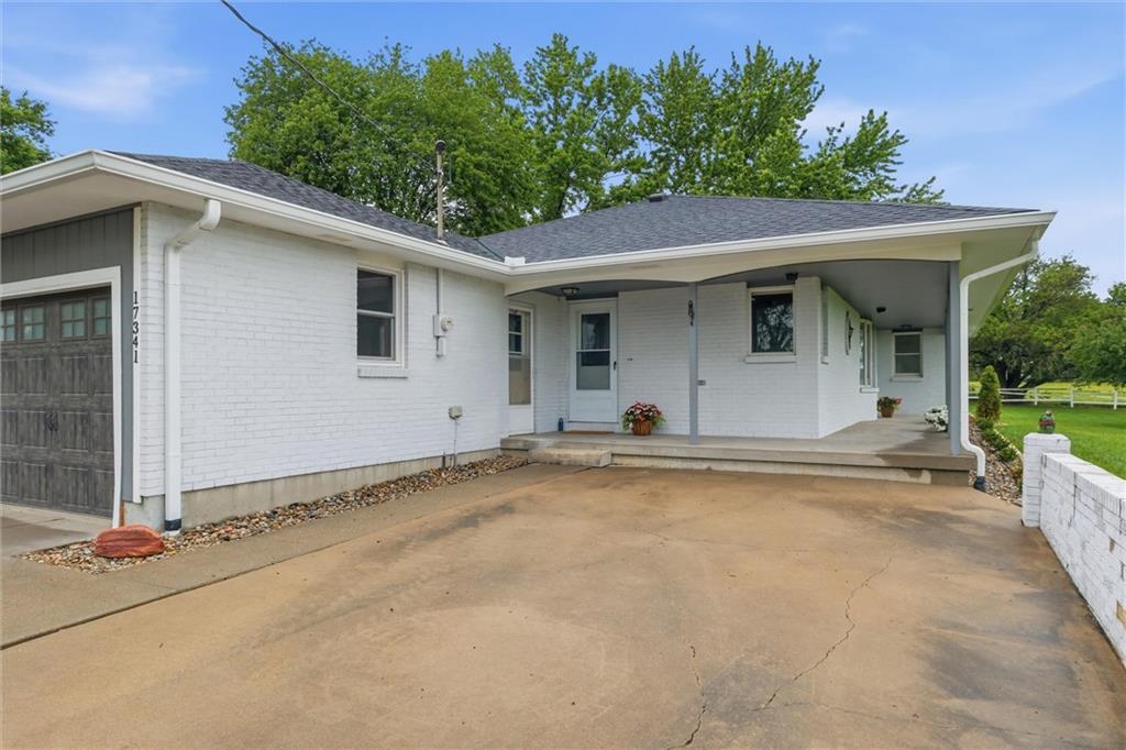17341 N 158th Street Property Photo 6