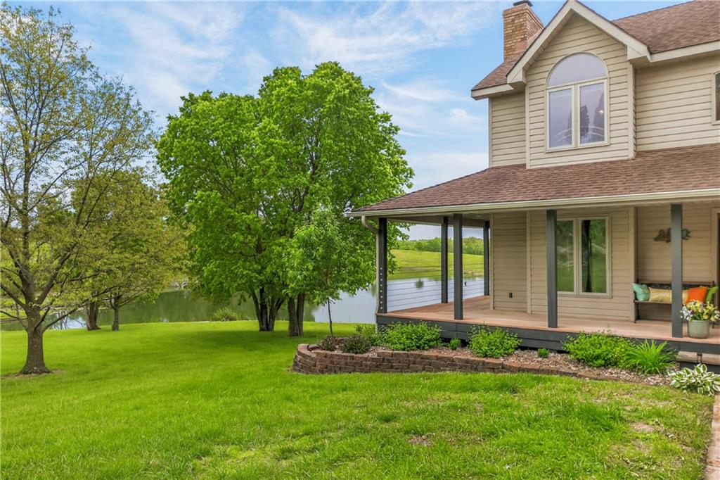 1658 Se Offutt Road Property Photo 4