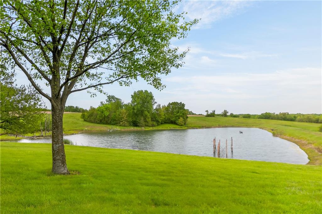 1658 Se Offutt Road Property Photo 7