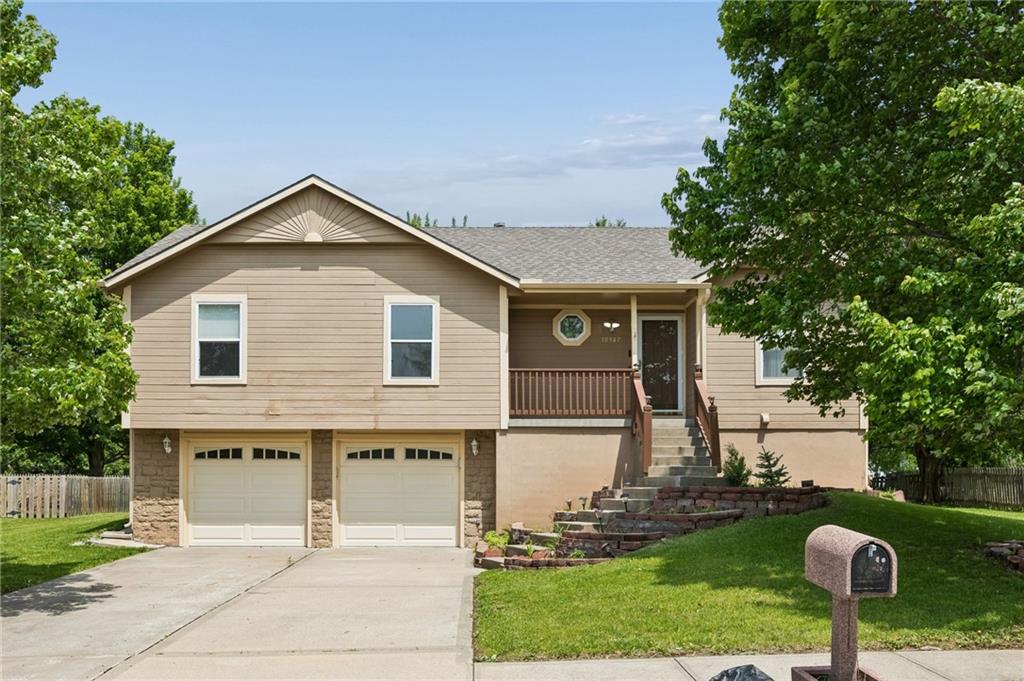 10947 N Wallace Avenue Property Photo 1