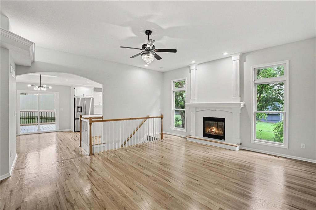 414 Eagle Glen Drive Property Photo 4