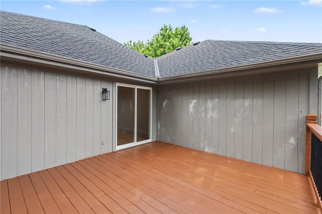 414 Eagle Glen Drive Property Photo 15