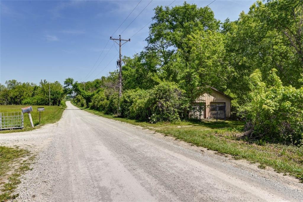 8667 Markham Road Property Photo 6