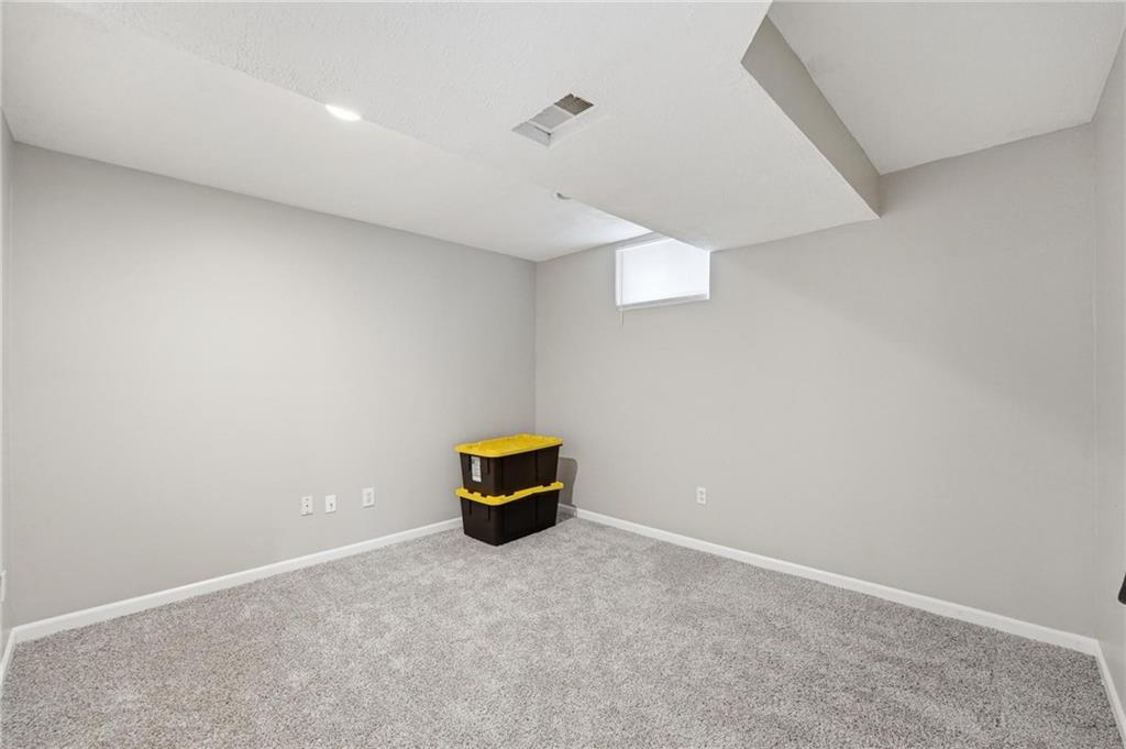 17532 W 116th Street Property Photo 48