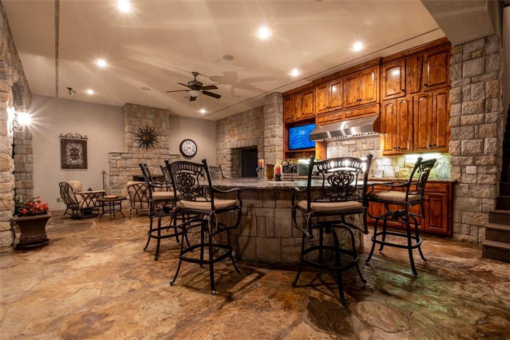 425 Ne Saint Andrews Circle Property Photo 18