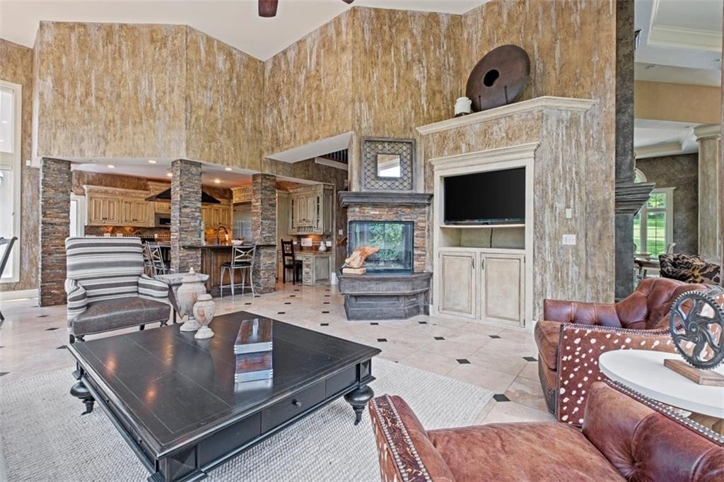 425 Ne Saint Andrews Circle Property Photo 37