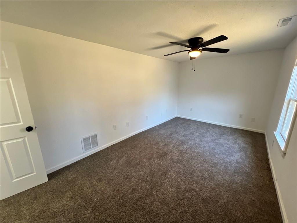 2019 Sunset Drive Property Photo 5