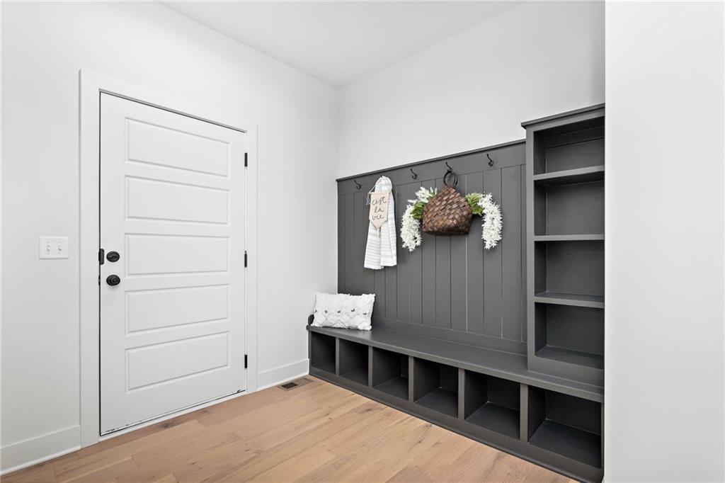 17463 W 163rd Place Property Photo 11