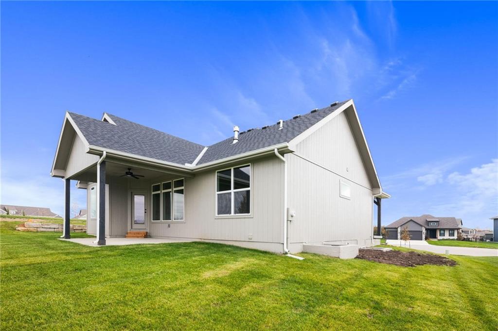 17463 W 163rd Place Property Photo 29