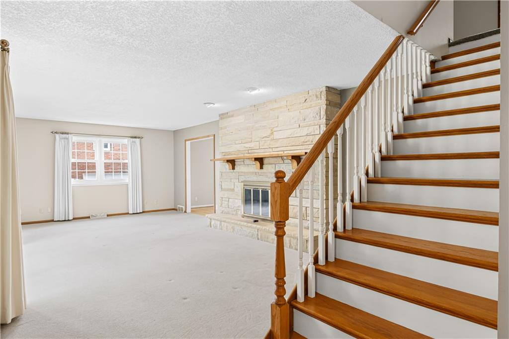 1902 Park Ridge Drive Property Photo 11