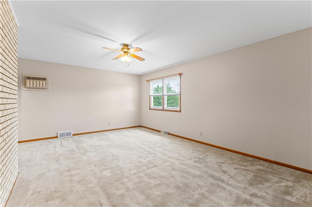 1902 Park Ridge Drive Property Photo 27