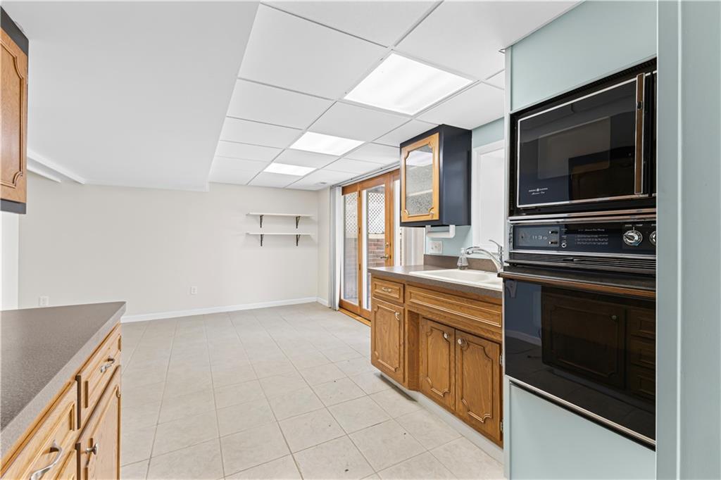 1902 Park Ridge Drive Property Photo 41