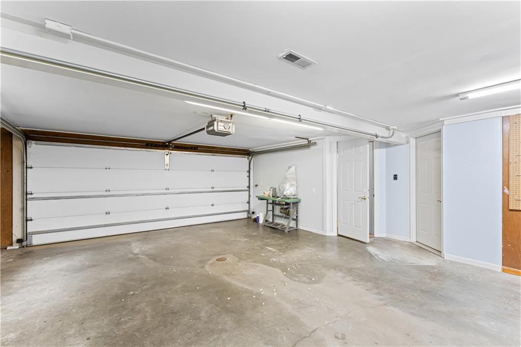 1902 Park Ridge Drive Property Photo 48