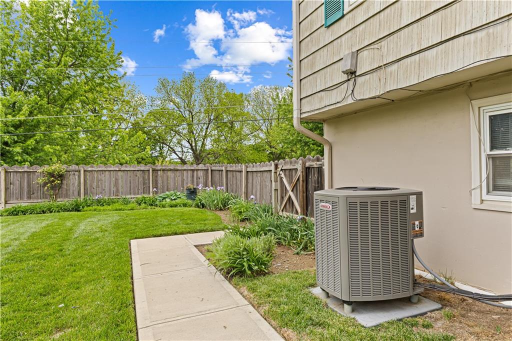 1902 Park Ridge Drive Property Photo 56