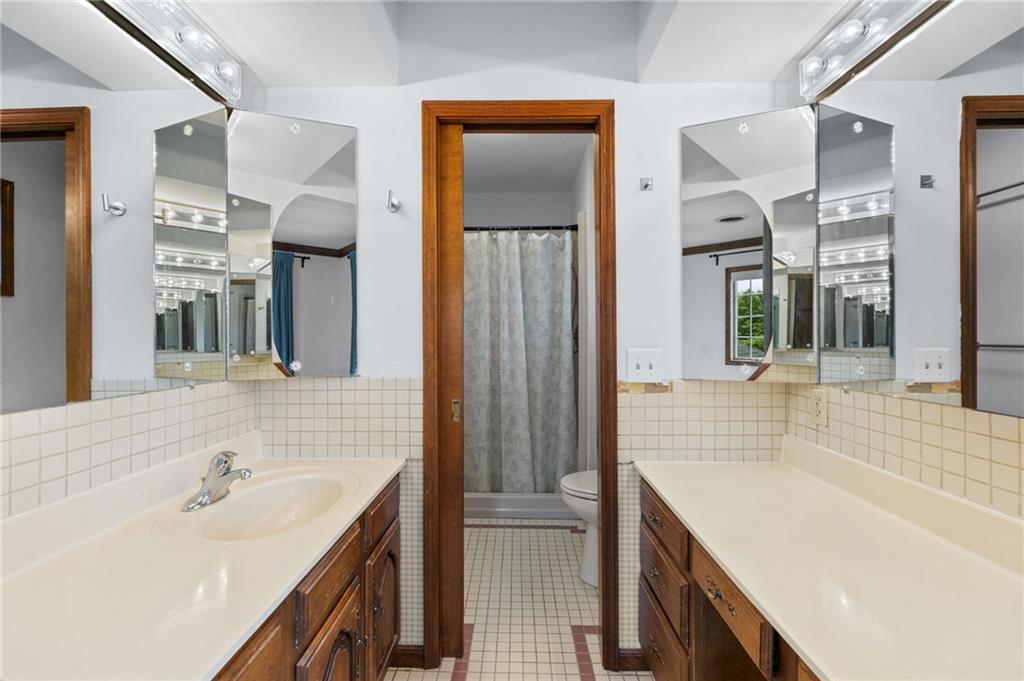 308 Canary Lane Property Photo 28