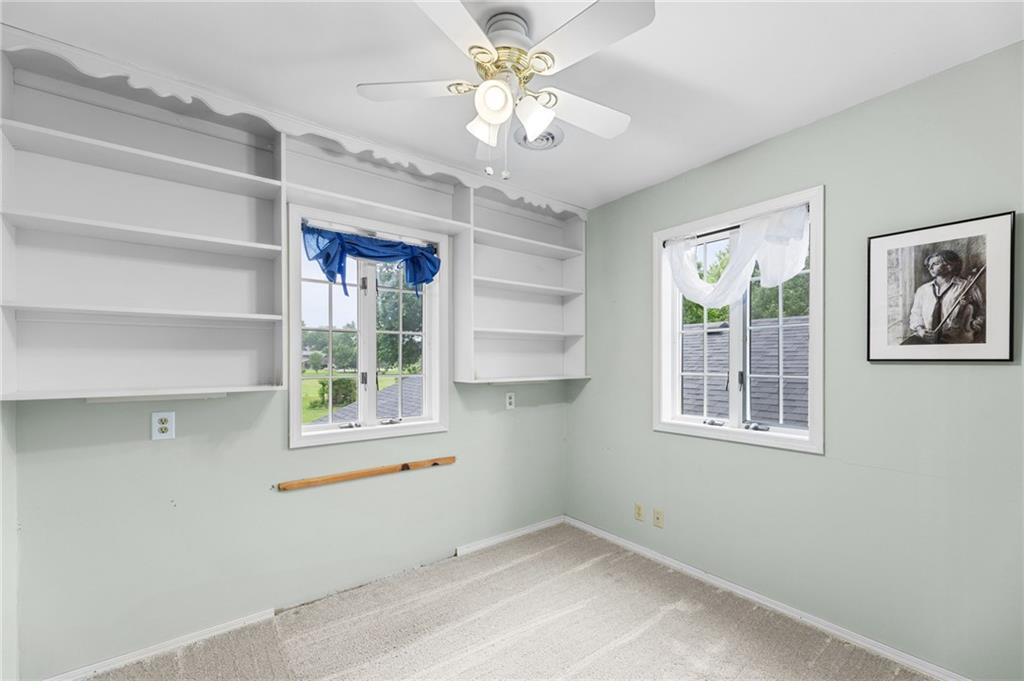 308 Canary Lane Property Photo 33
