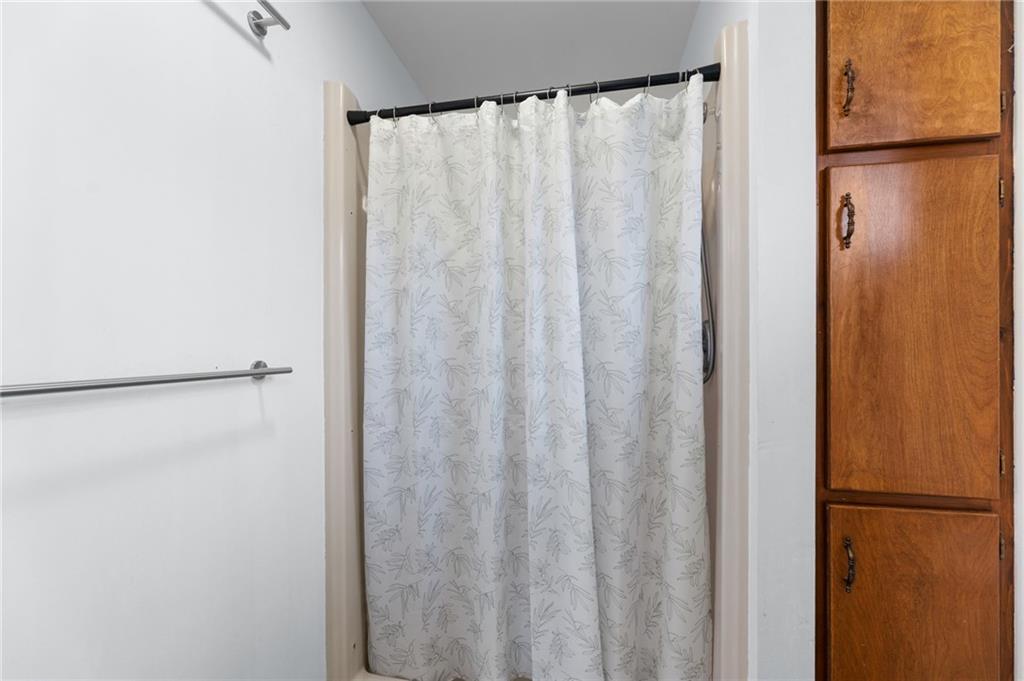 308 Canary Lane Property Photo 37