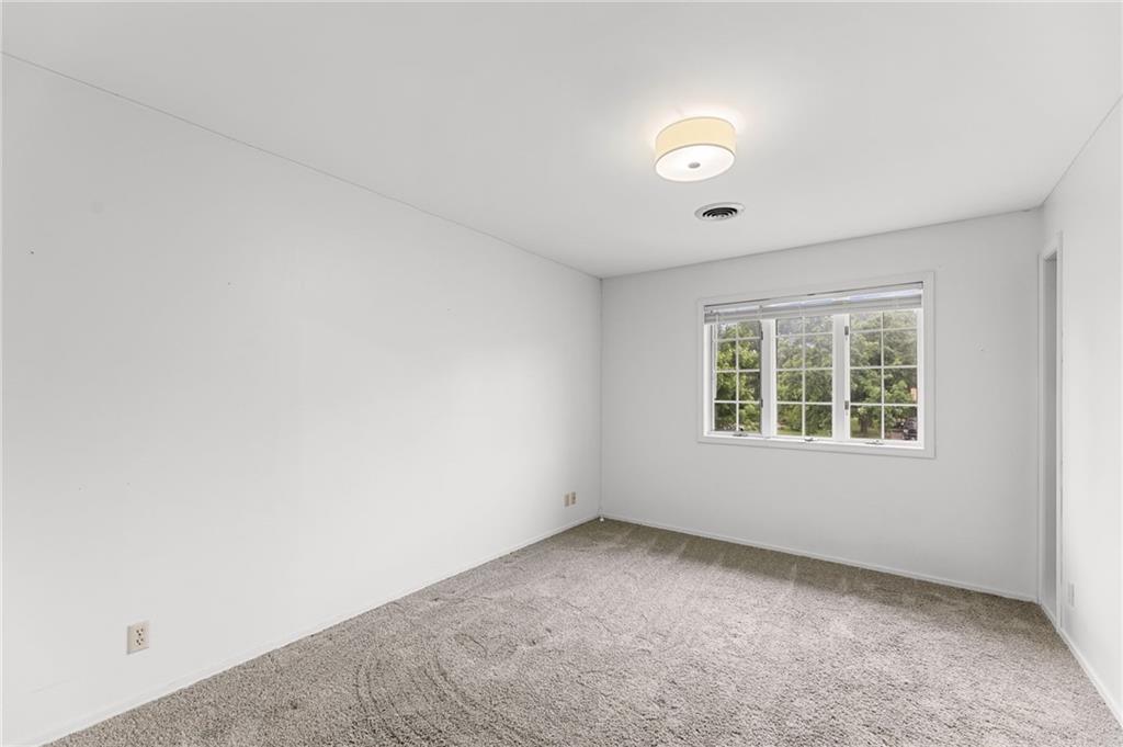 308 Canary Lane Property Photo 38