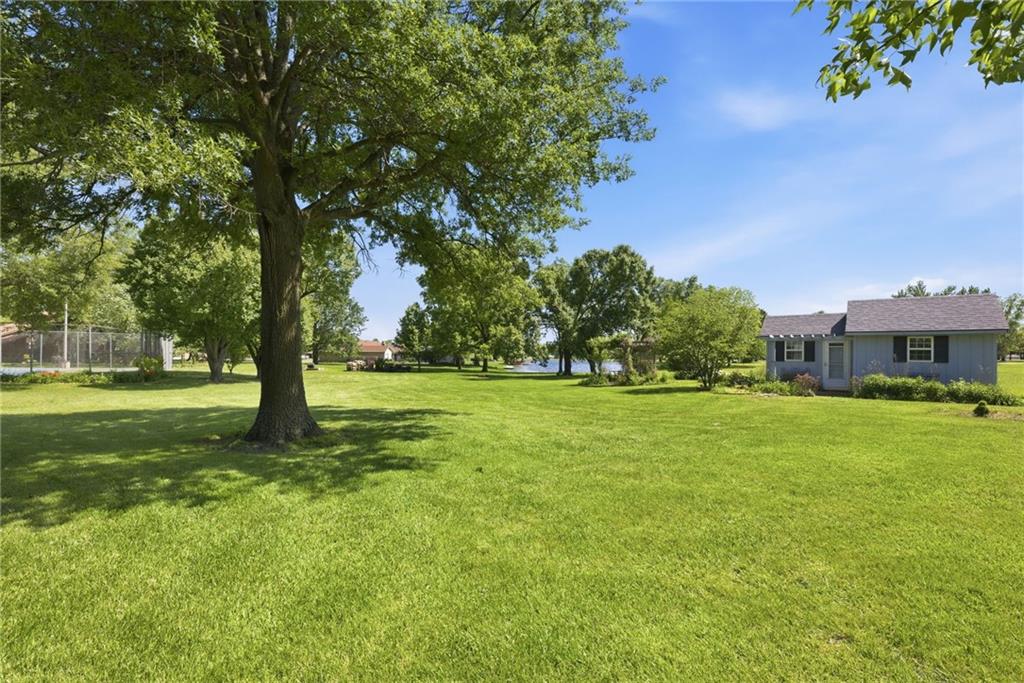 308 Canary Lane Property Photo 42