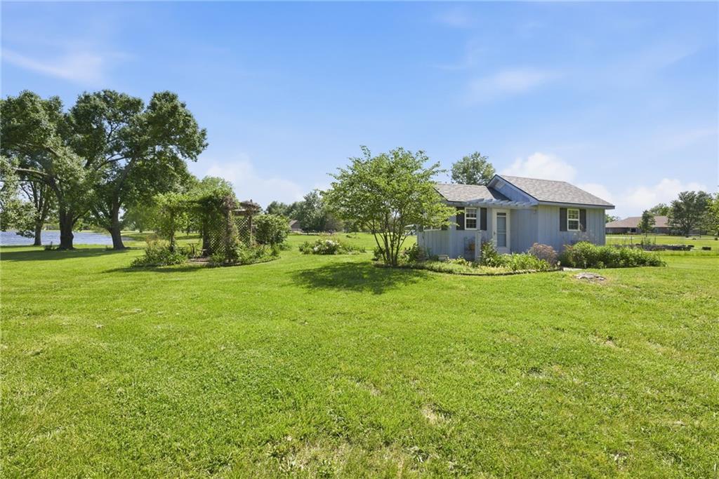 308 Canary Lane Property Photo 45