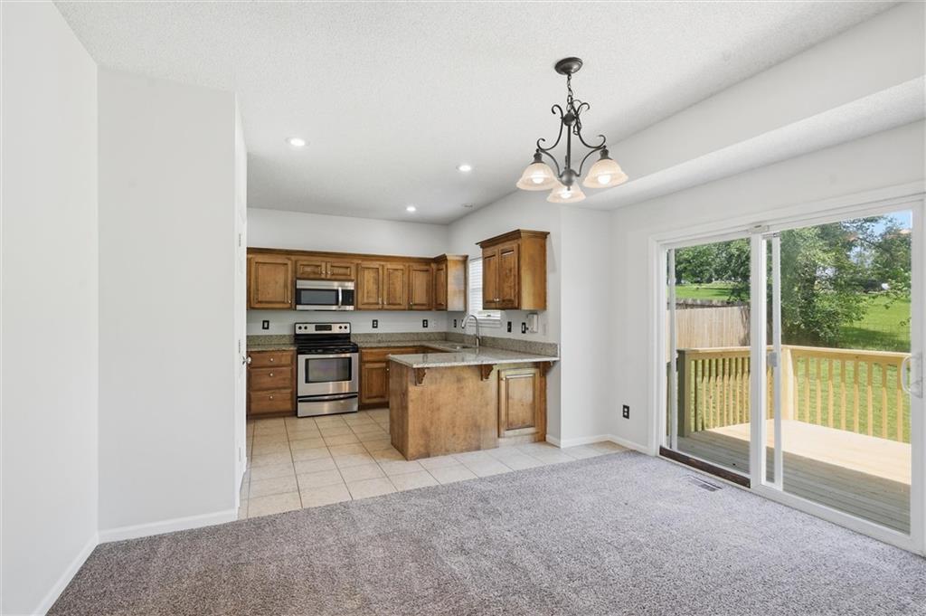 11448 Parkview Avenue Property Photo 6