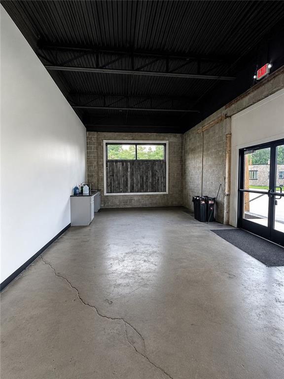 1301 E 31st Street Property Photo 3