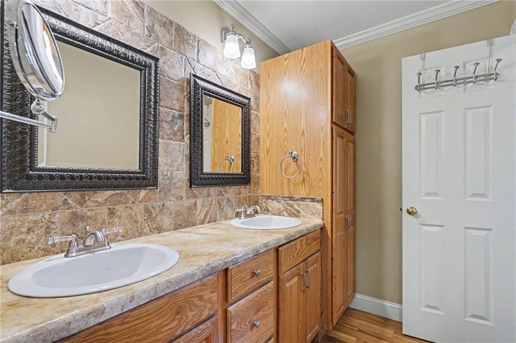 618 E 1714 Road Property Photo 33