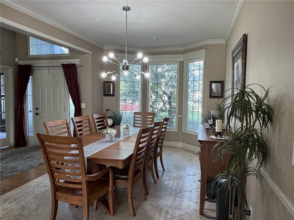 7822 Hull Avenue Property Photo 4