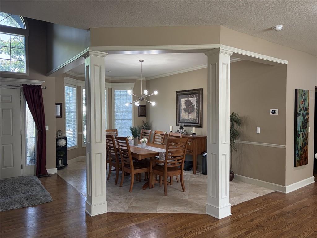 7822 Hull Avenue Property Photo 5