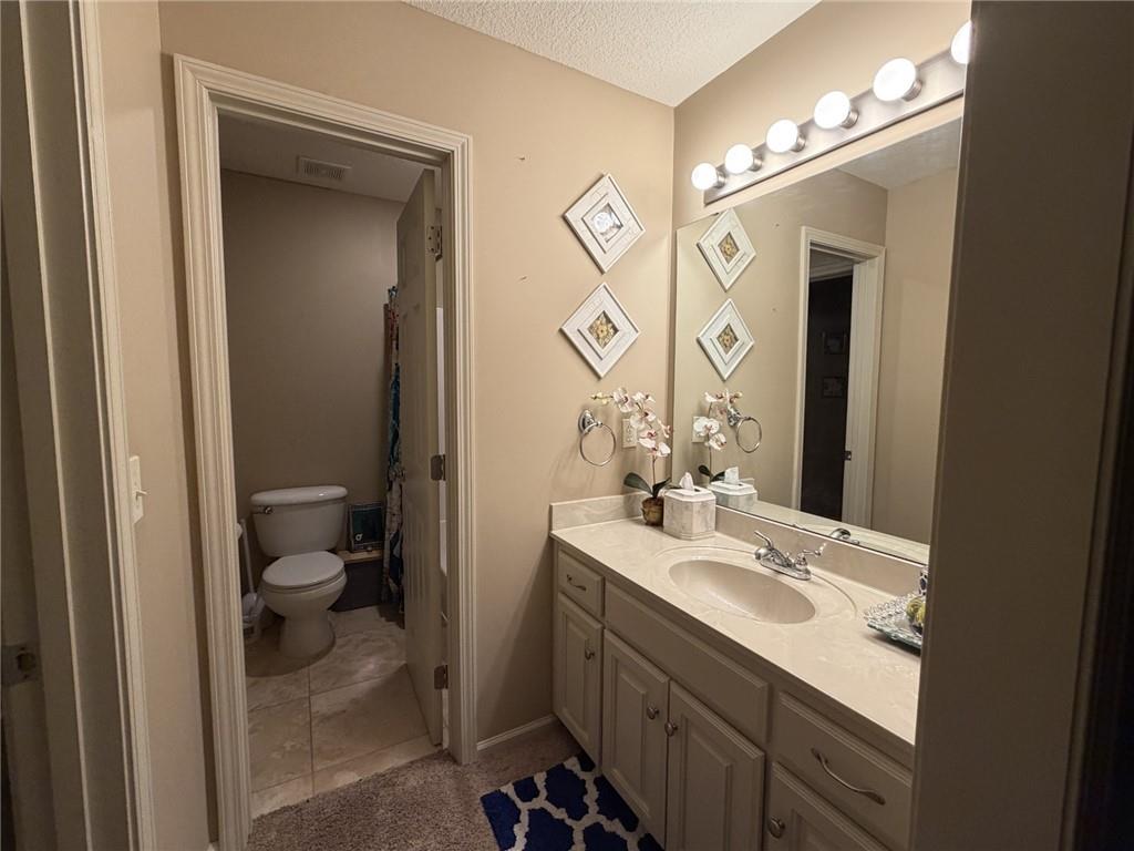 7822 Hull Avenue Property Photo 23