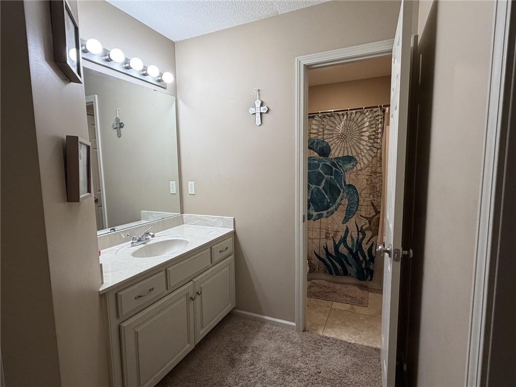 7822 Hull Avenue Property Photo 25