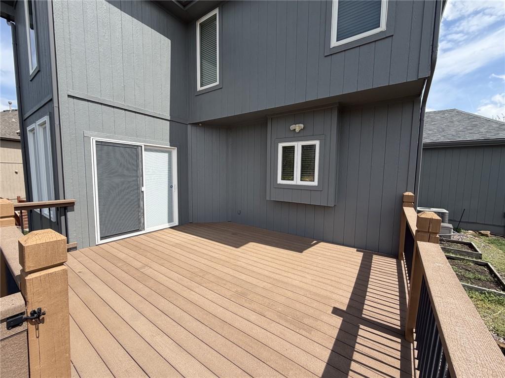 7822 Hull Avenue Property Photo 38