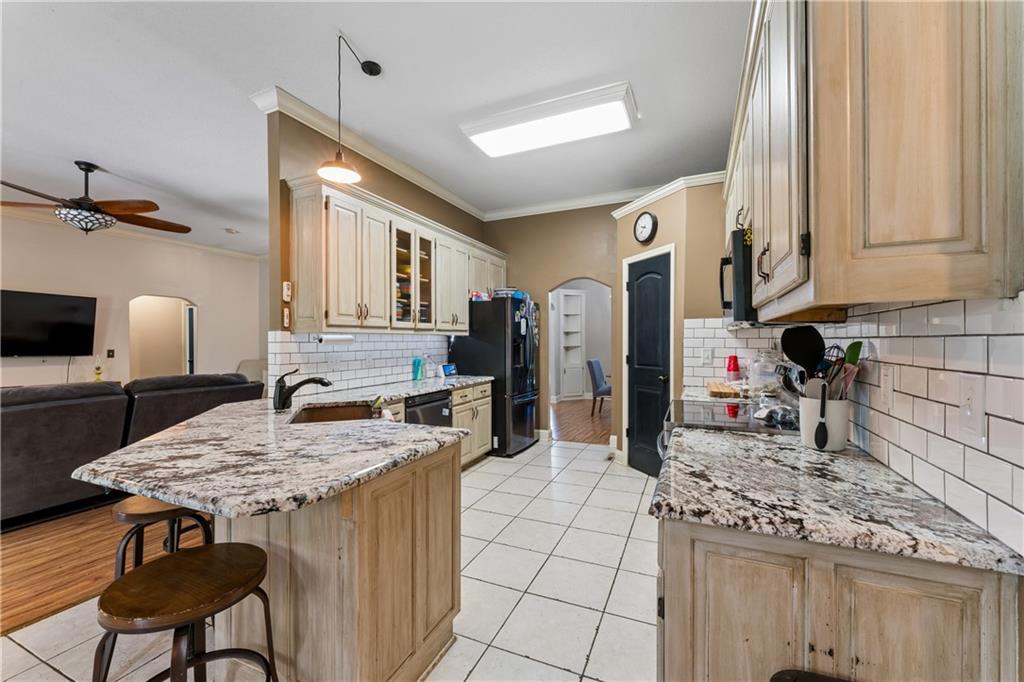 1611 Deer Run Road Property Photo 11