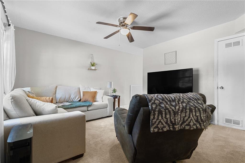 143 Se 411 Road Property Photo 5