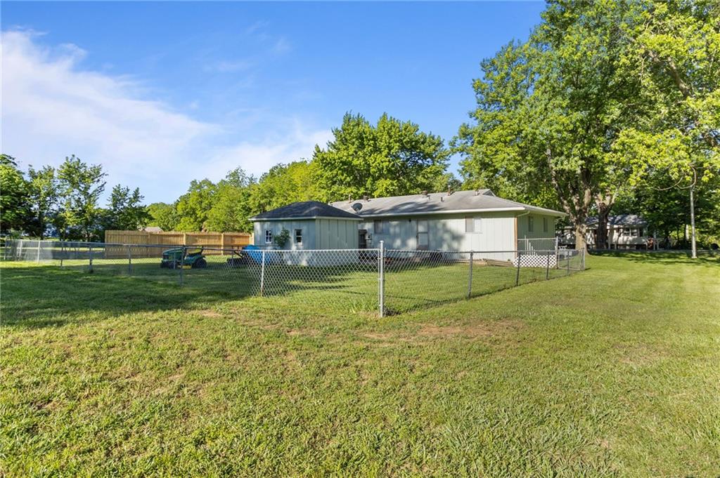 143 Se 411 Road Property Photo 16