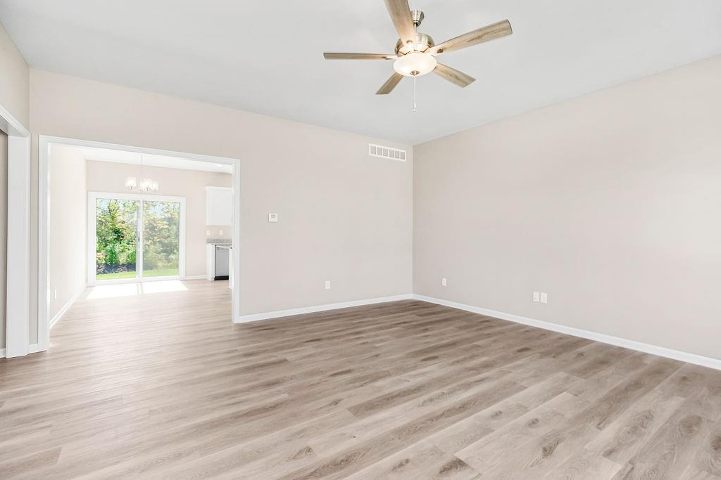 700 Blazing Star Drive Property Photo 8