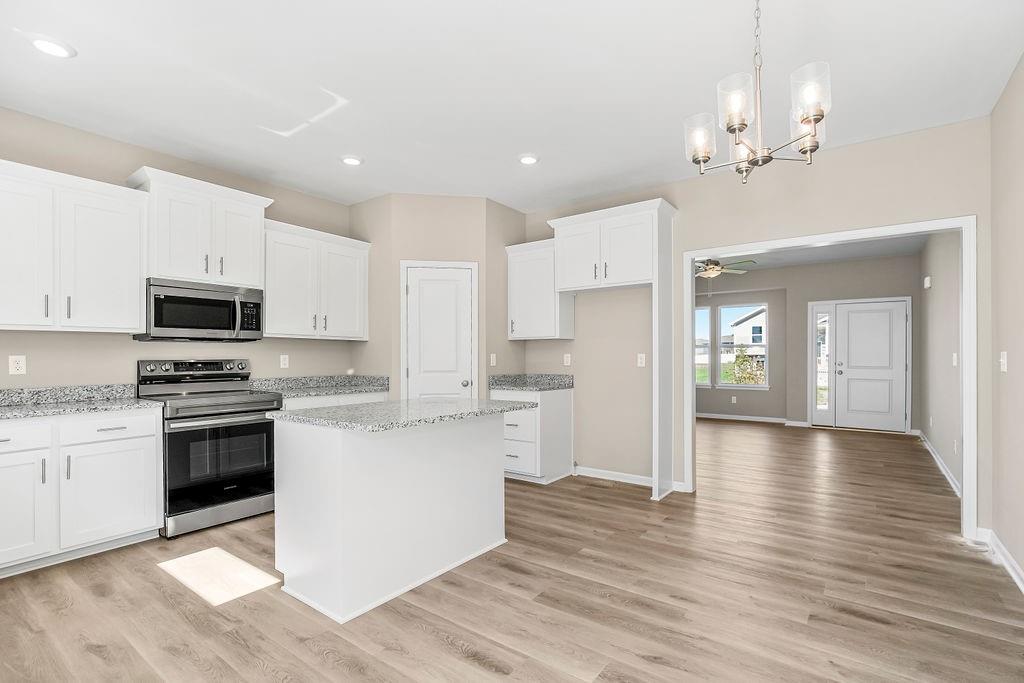 700 Blazing Star Drive Property Photo 11