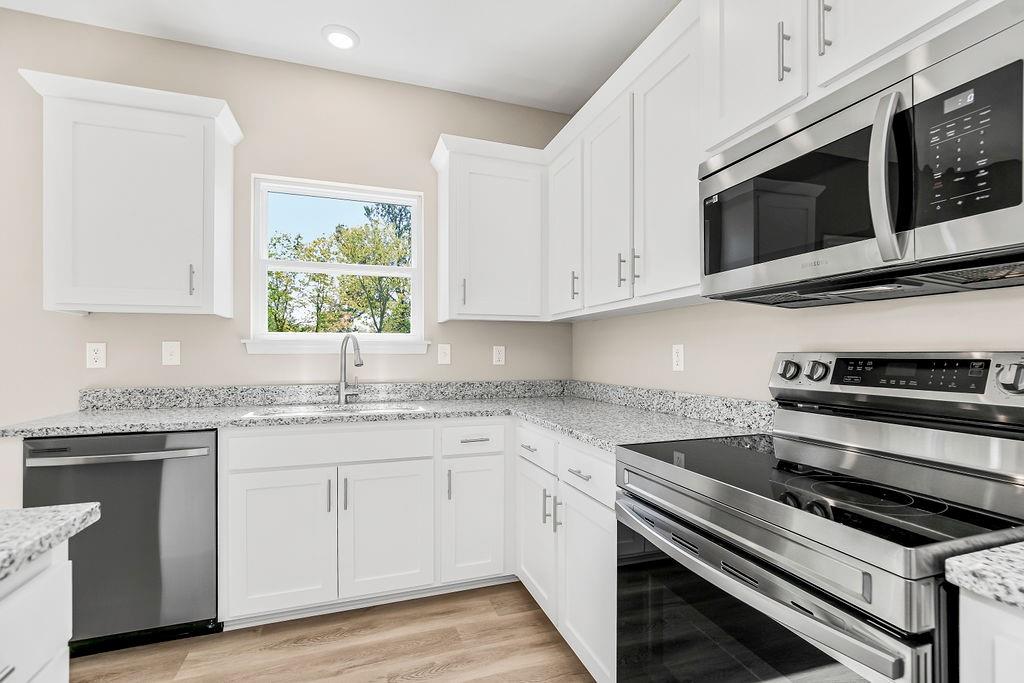700 Blazing Star Drive Property Photo 13