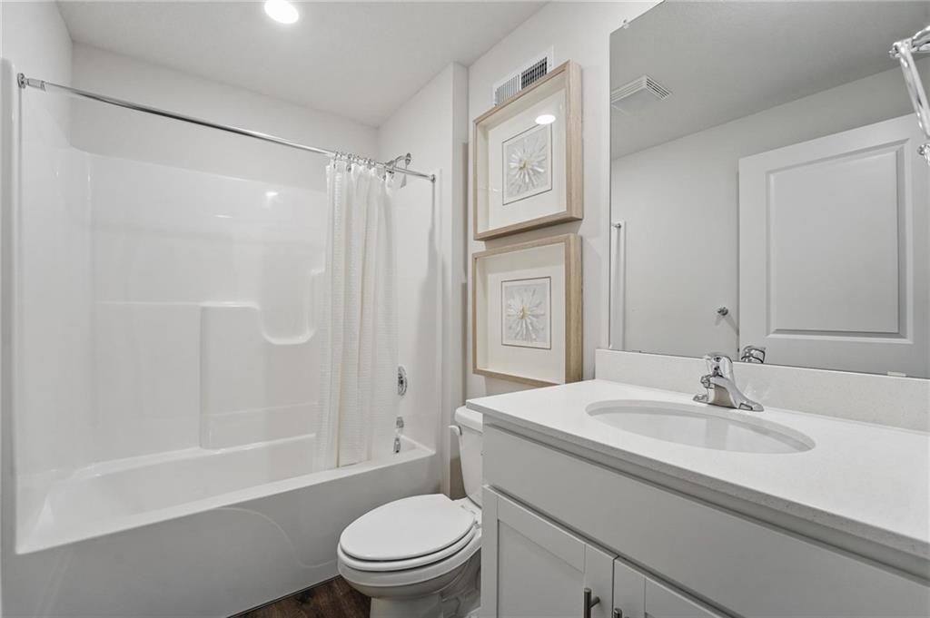 2211 Crestview Place Property Photo 17