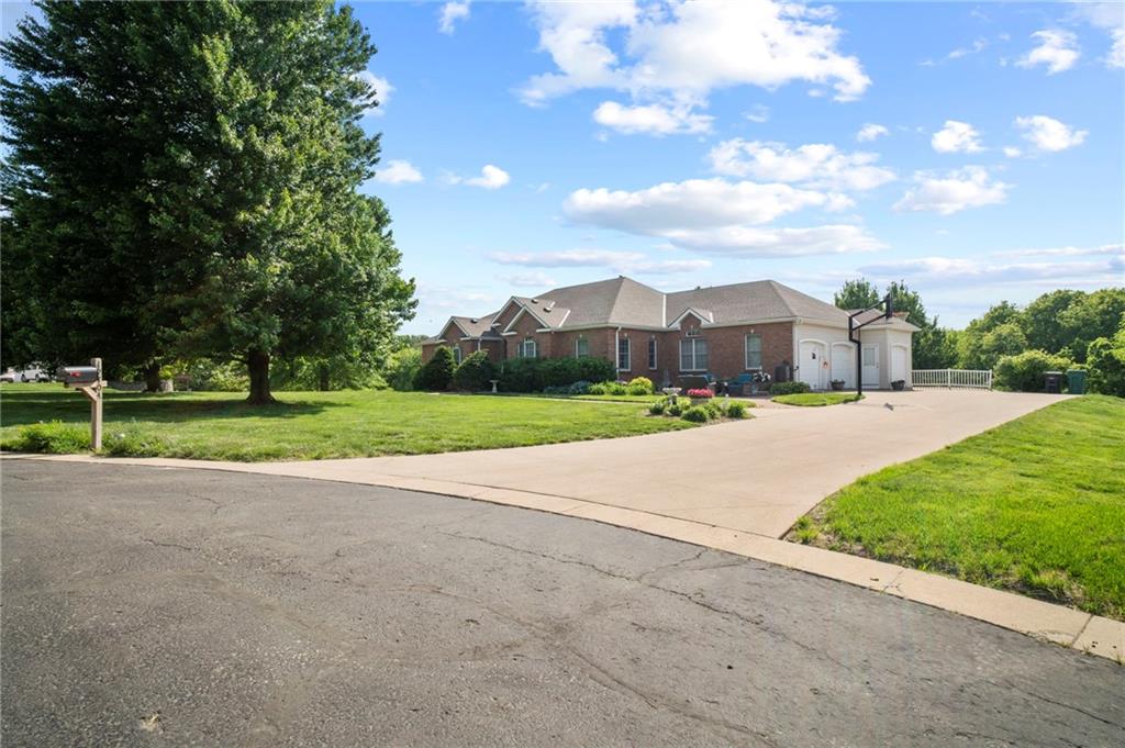19704 Red Oak Boulevard Property Photo 48