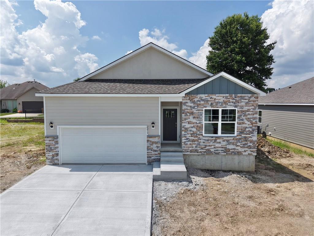 2213 Crestview Place Property Photo 1