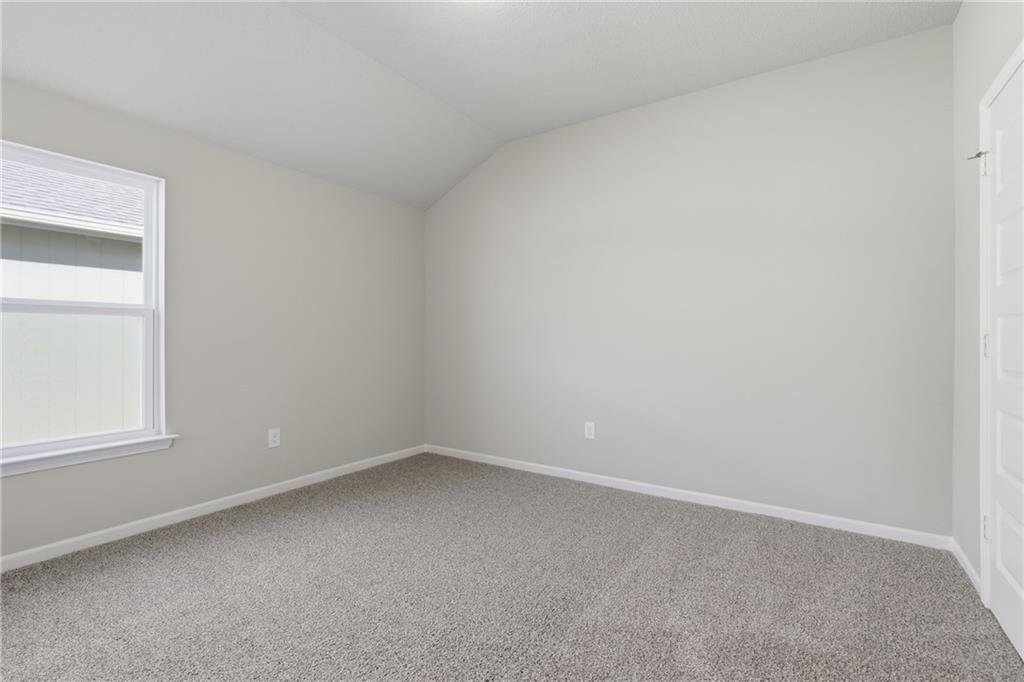 37633 W 209th Street Property Photo 11