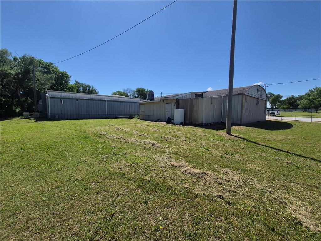 10283 Harper Road Property Photo 5