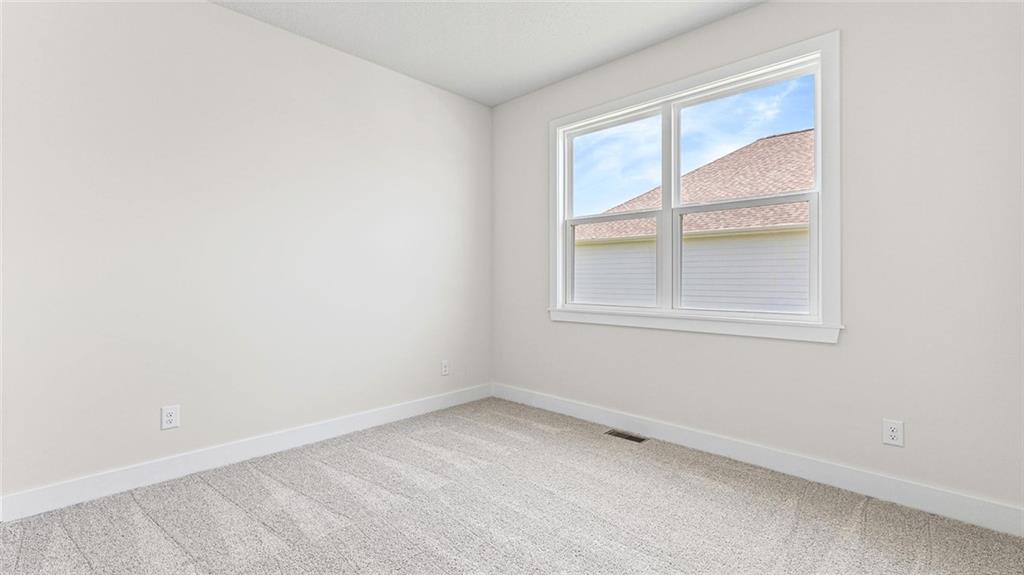 20941 W 188th Terrace Property Photo 22