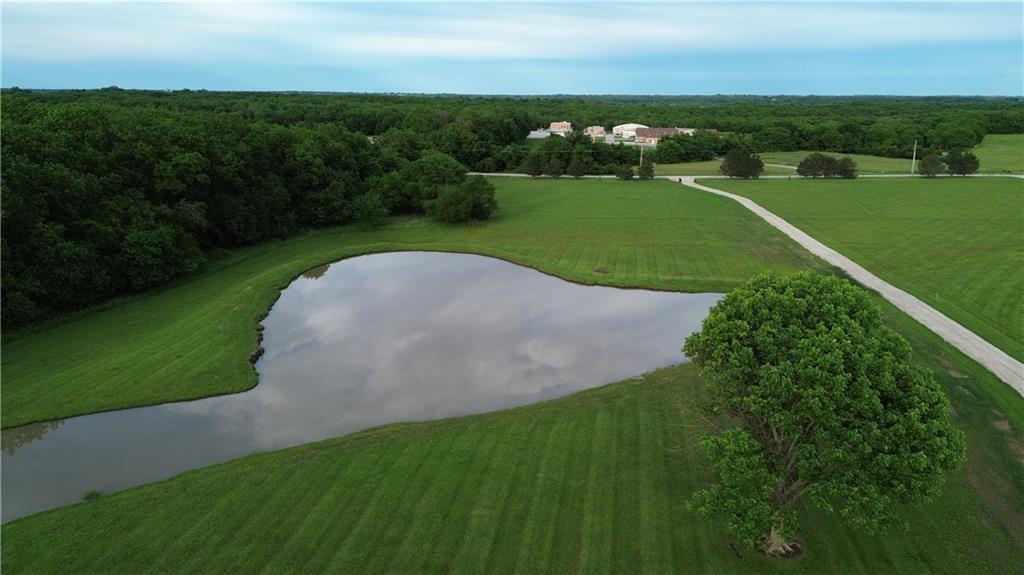 Moonlight Road Property Photo 9