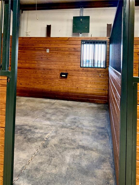 Moonlight Road Property Photo 16